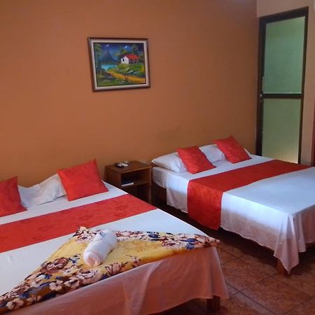 Hotel Torre Fuerte Venecia Buitenkant foto