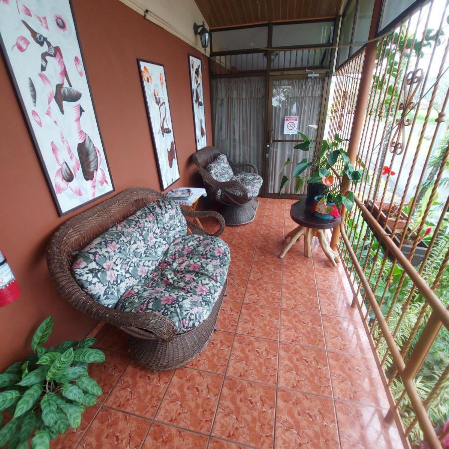 Hotel Torre Fuerte Venecia Buitenkant foto
