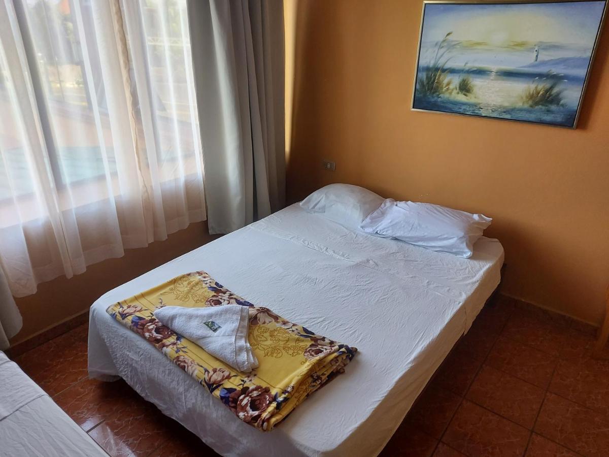 Hotel Torre Fuerte Venecia Buitenkant foto
