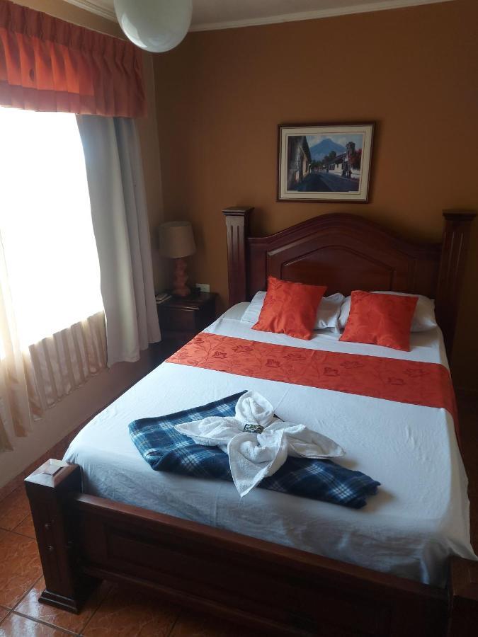 Hotel Torre Fuerte Venecia Buitenkant foto