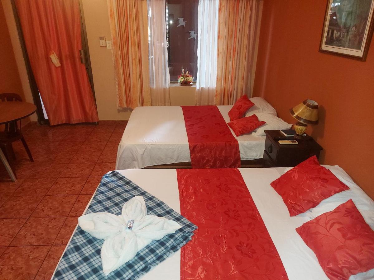 Hotel Torre Fuerte Venecia Buitenkant foto