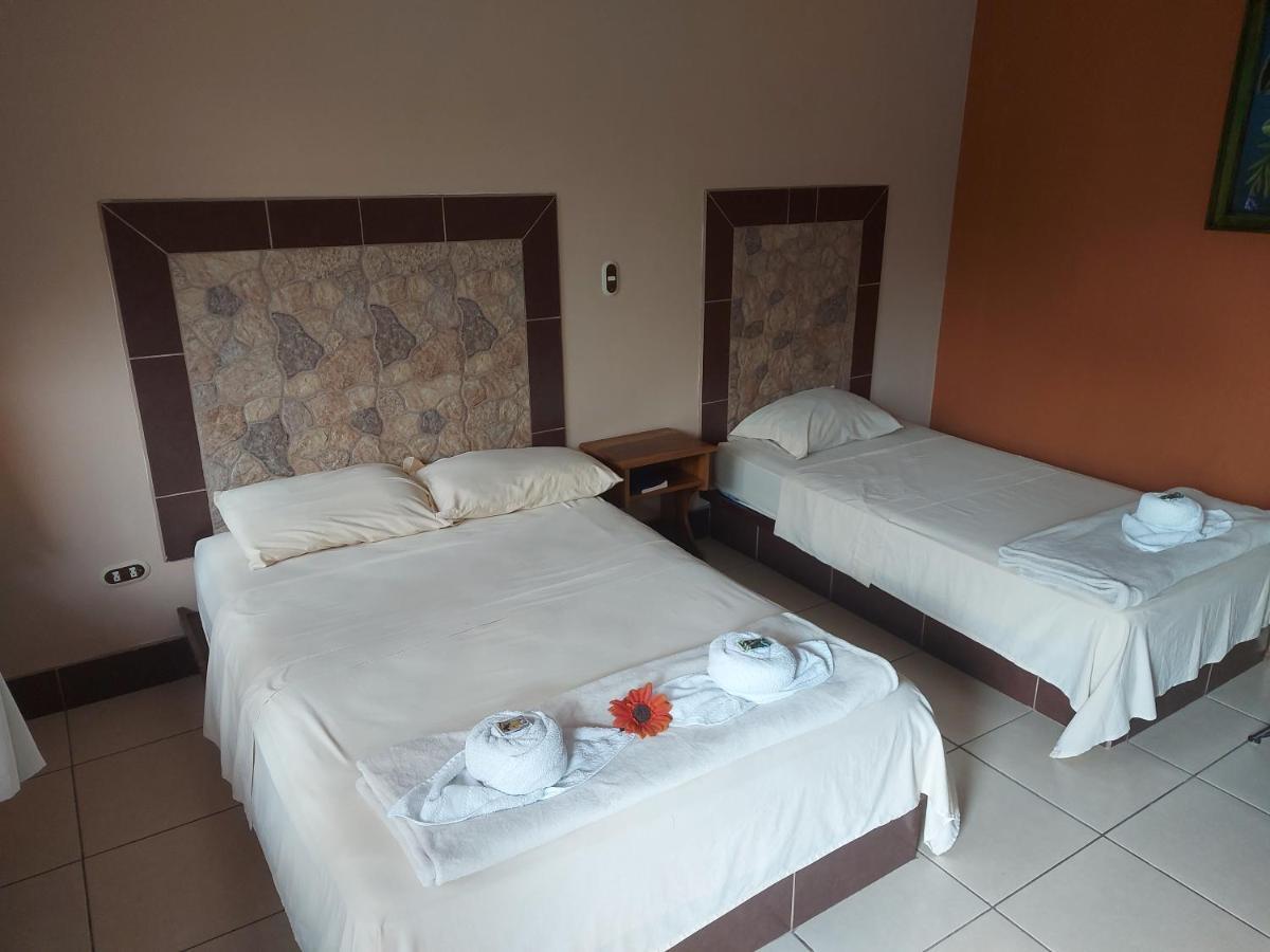 Hotel Torre Fuerte Venecia Buitenkant foto