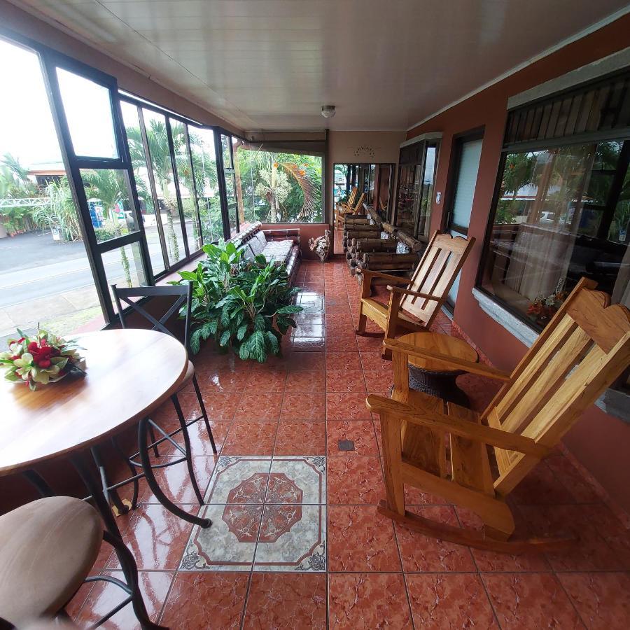 Hotel Torre Fuerte Venecia Buitenkant foto