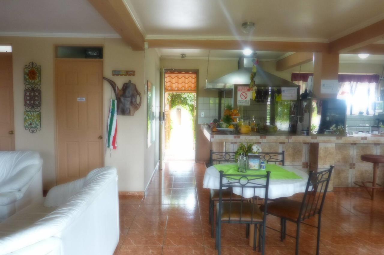 Hotel Torre Fuerte Venecia Buitenkant foto