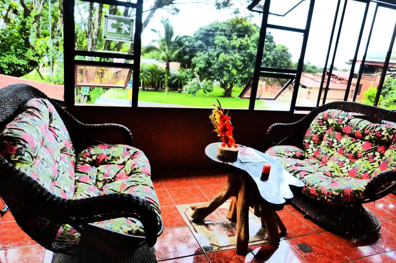 Hotel Torre Fuerte Venecia Buitenkant foto